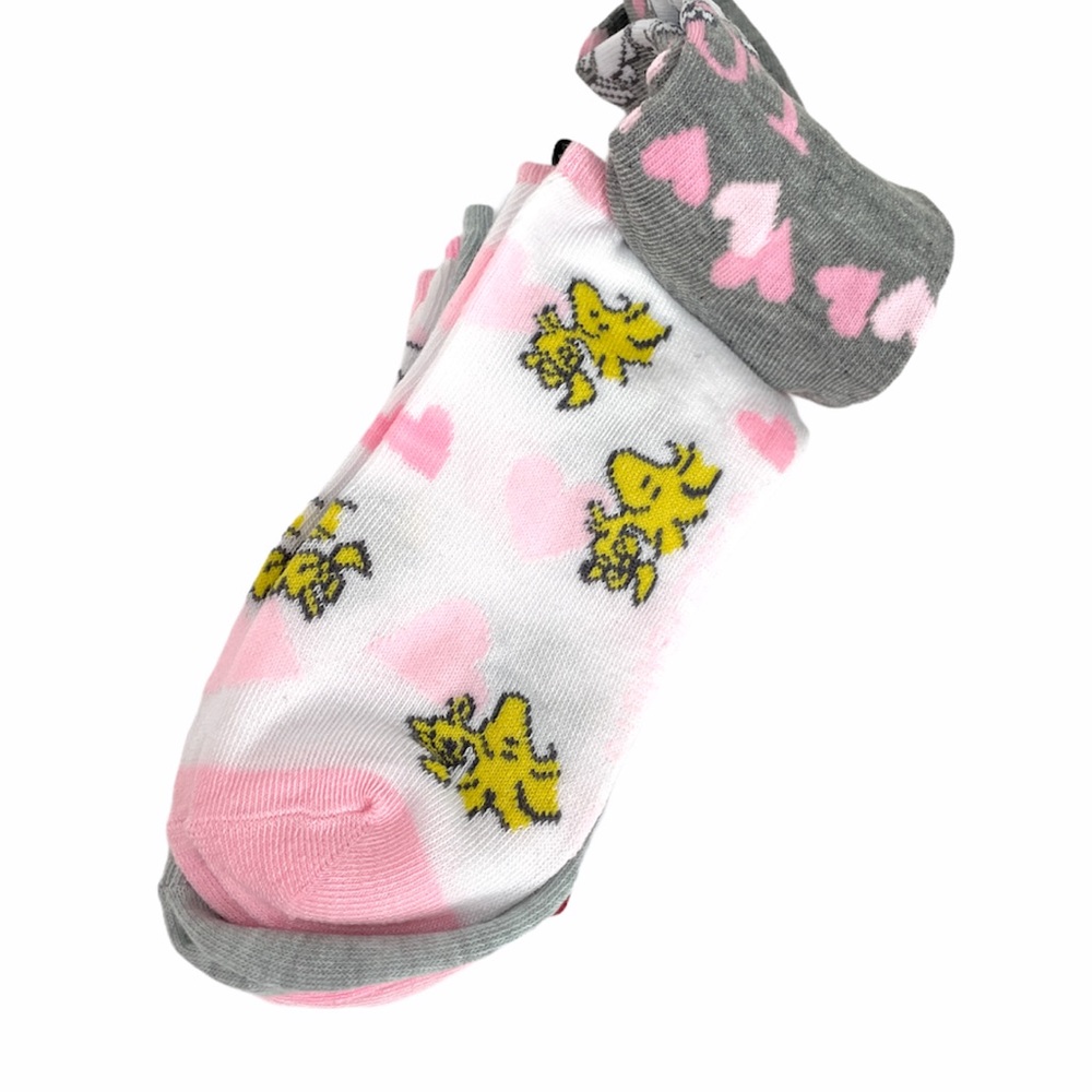 Peanuts Snoopy and Woodstock Valentine’s Socks - Picture 3 of 9